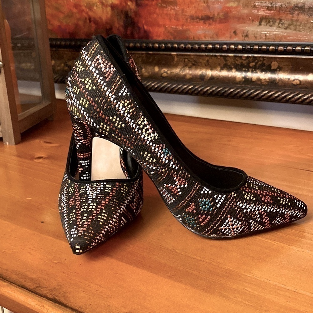 Mix No. 6 Lill Multi Color Heels Size 6 NWOT